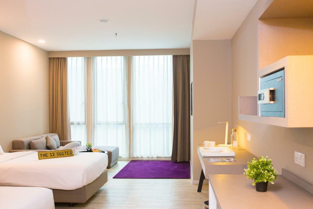 The 12 Suites @ Empire Damansara Петалинг Джая Екстериор снимка