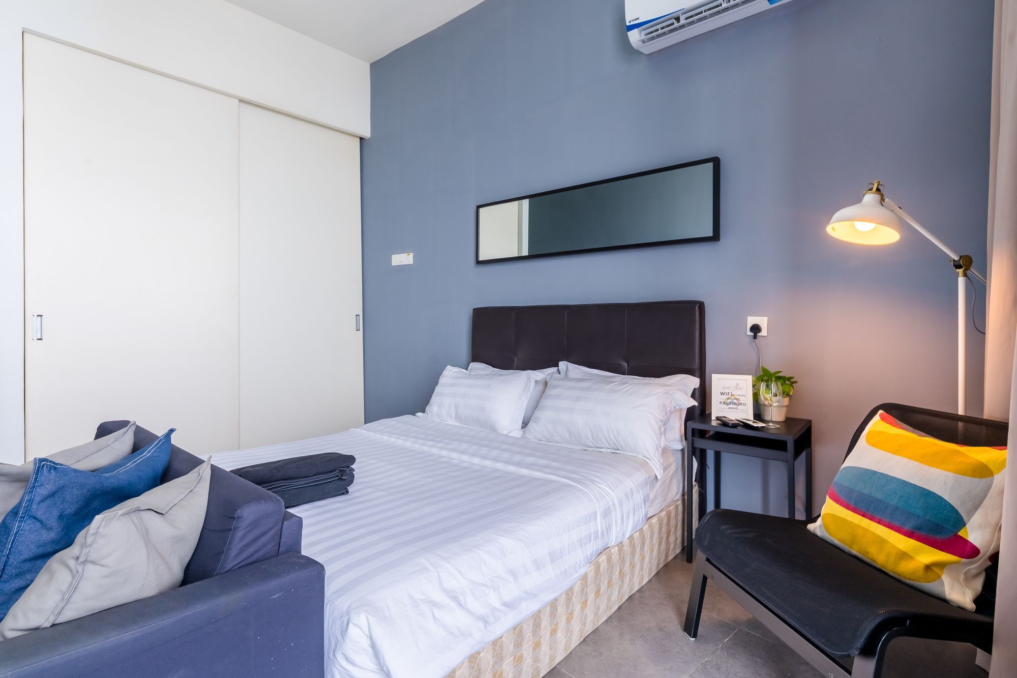 The 12 Suites @ Empire Damansara Петалинг Джая Екстериор снимка