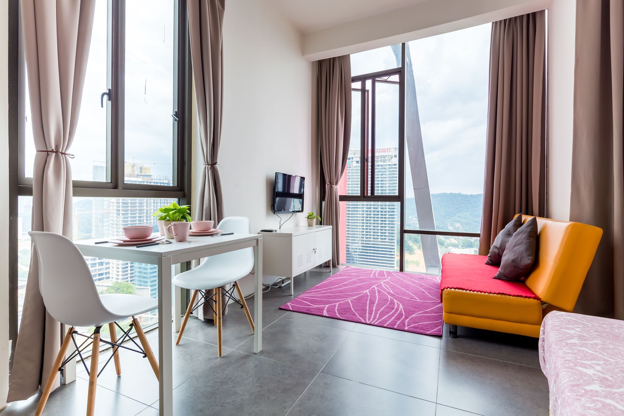The 12 Suites @ Empire Damansara Петалинг Джая Екстериор снимка