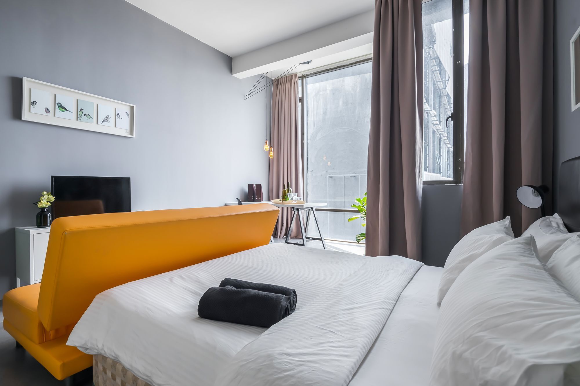 The 12 Suites @ Empire Damansara Петалинг Джая Екстериор снимка
